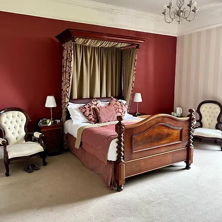 Solberge Hall * Northallerton