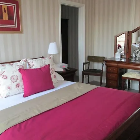 Solberge Hall * Northallerton